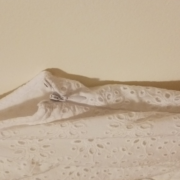 RALPH LAUREN..White..size 8 - Picture 3 of 7